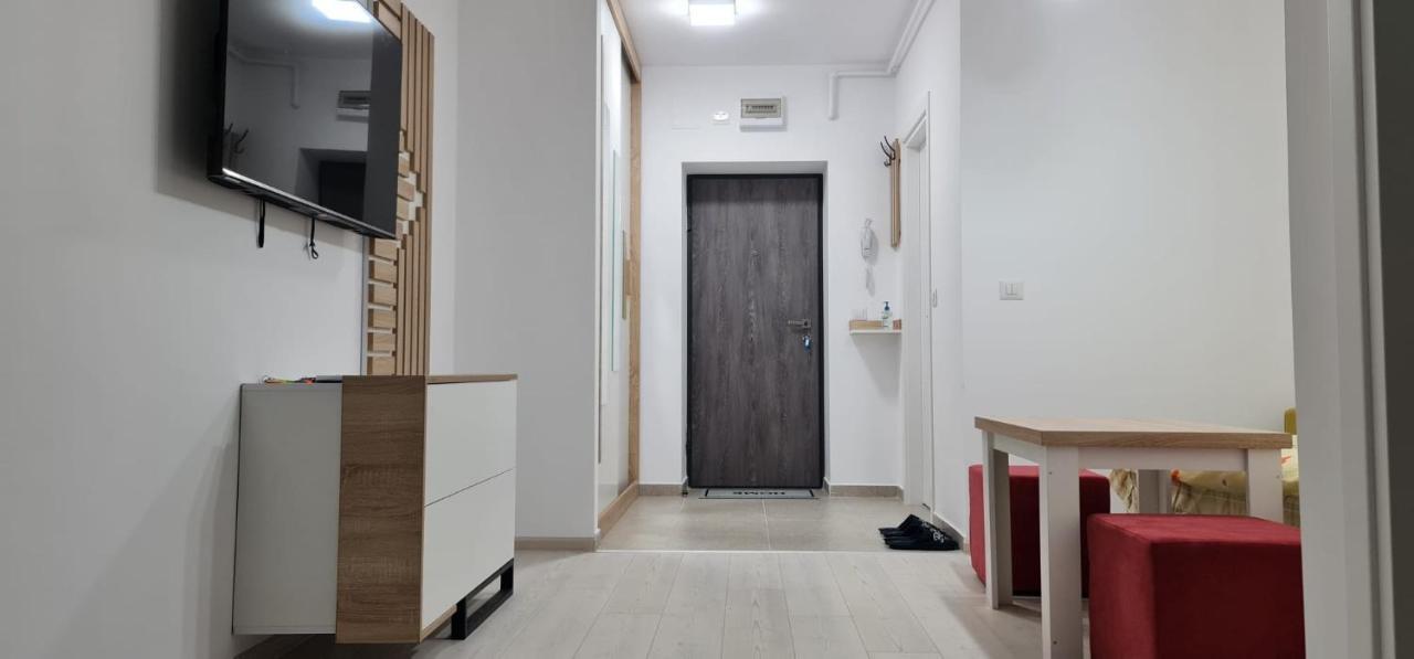 Studio Spatios,Intim+ Loc Parcare Propriu,Vedere Panoramica,Utilat De Lux Bucharest Exterior photo